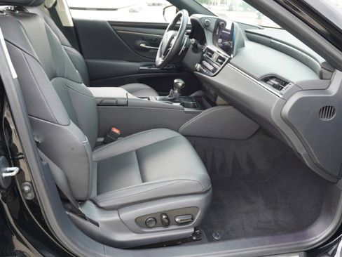 Used 2023 Lexus ES 350 w/ Premium Package FWD image 14