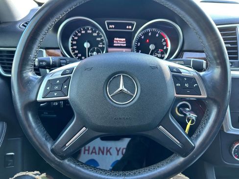 Used 2015 Mercedes-Benz ML 350 ML 350 4MATIC AWD 4dr SUV image 18