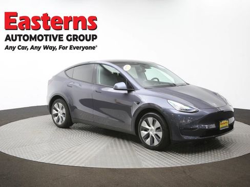 Used 2020 Tesla Model Y Long Range image 45