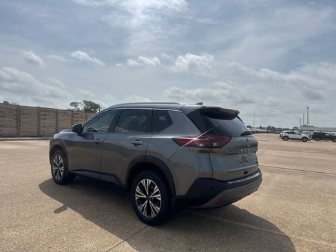 Certified 2023 Nissan Rogue SV w/ SV Premium B Package FWD image 15