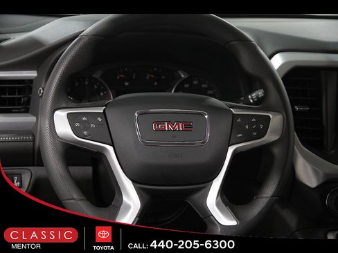 Used 2023 GMC Acadia SLE w/ Driver Convenience Package AWD/4WD image 7