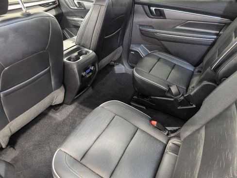 Used 2026 Buick Enclave Sport Touring AWD/4WD image 21