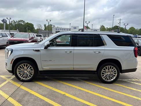 New 2026 GMC Yukon Denali w/ Sun & Power Step Package image 10