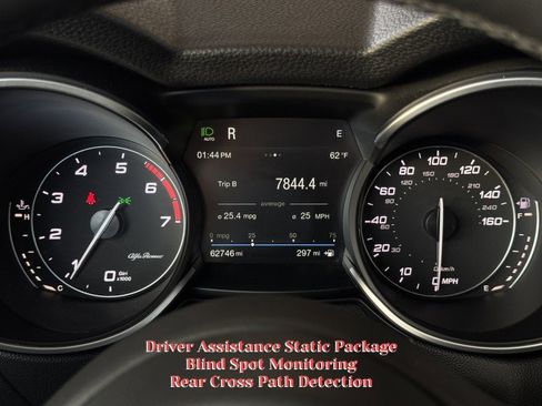 Used 2018 Alfa Romeo Stelvio AWD image 19