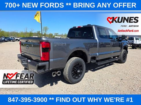 New 2026 Ford F250 XLT w/ XLT Premium Package AWD/4WD image 8