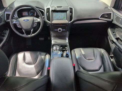 Used 2019 Ford Edge Titanium w/ Cold Weather Package AWD/4WD image 23
