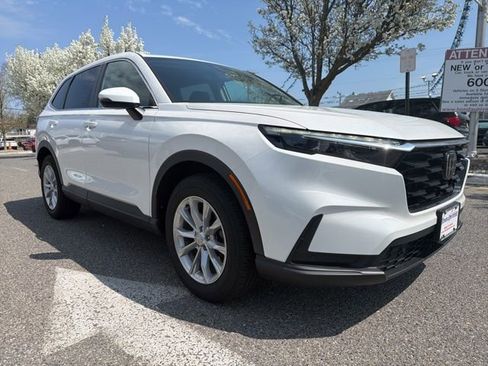 Used 2024 Honda CR-V EX-L image 3