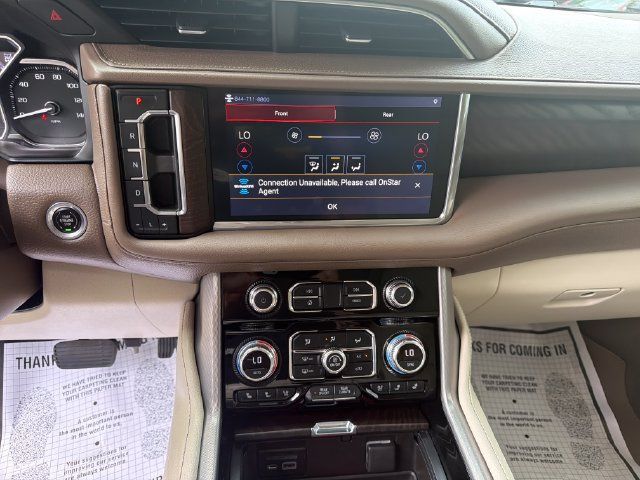 Used 2021 GMC Yukon Denali w/ Denali Premium Package AWD/4WD image 18