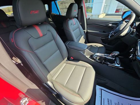 New 2026 Chevrolet Trax RS w/ Driver Confidence Package FWD image 23