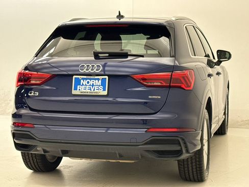 Used 2021 Audi Q3 2.0T Premium w/ Convenience Package AWD/4WD image 9