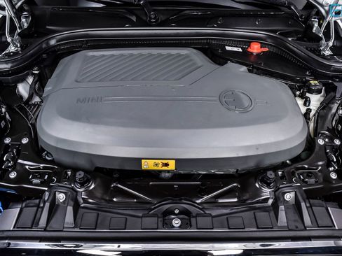 Used 2021 MINI Cooper SE w/ 8.8" Touchscreen Nav Package image 12