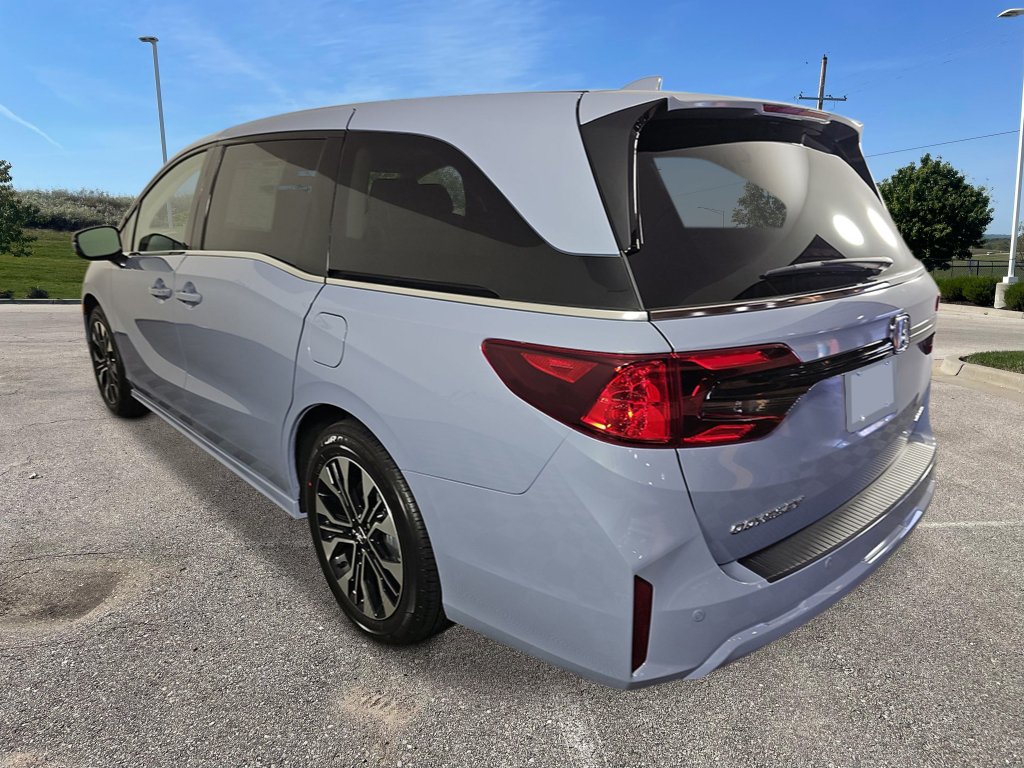 New 2027 Honda Odyssey Elite image 4