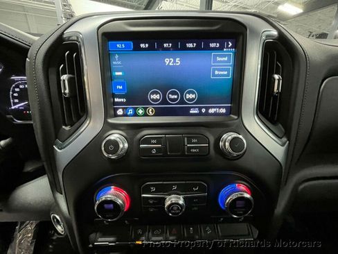 Used 2021 GMC Sierra 1500 Elevation image 26