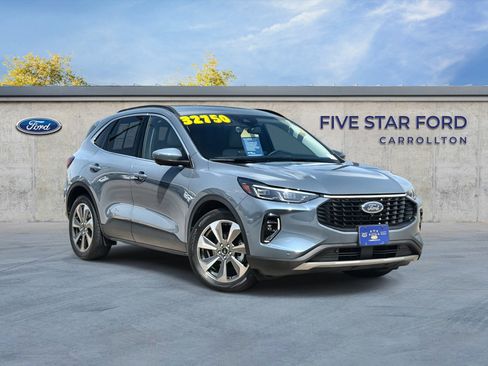 Certified 2023 Ford Escape Platinum w/ Premium Technology Package FWD image 1