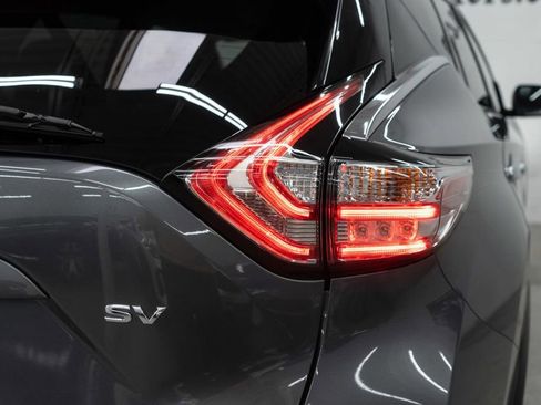 Used 2018 Nissan Murano SV FWD image 42