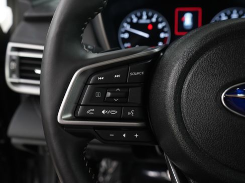 Used 2025 Subaru Outback Touring XT image 18