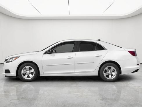 Used 2015 Chevrolet Malibu LT w/ Power Convenience Package FWD image 40