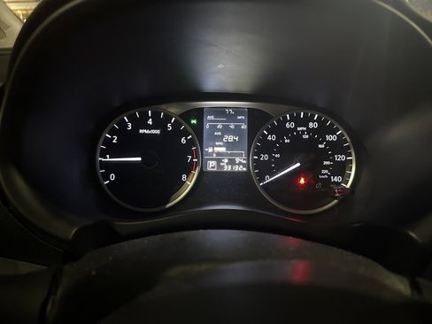 Certified 2021 Nissan Kicks S image 6