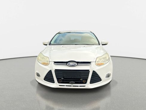 Used 2012 Ford Focus SEL FWD image 4