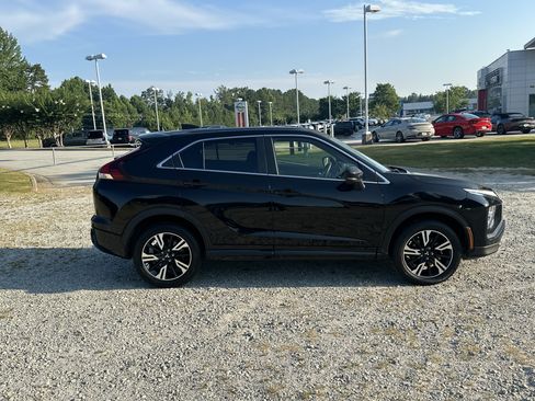 Used 2024 Mitsubishi Eclipse Cross SEL AWD/4WD image 4