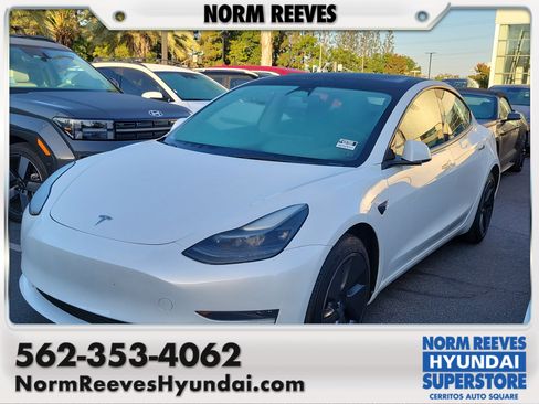 Used 2023 Tesla Model 3 Standard Range RWD image 1