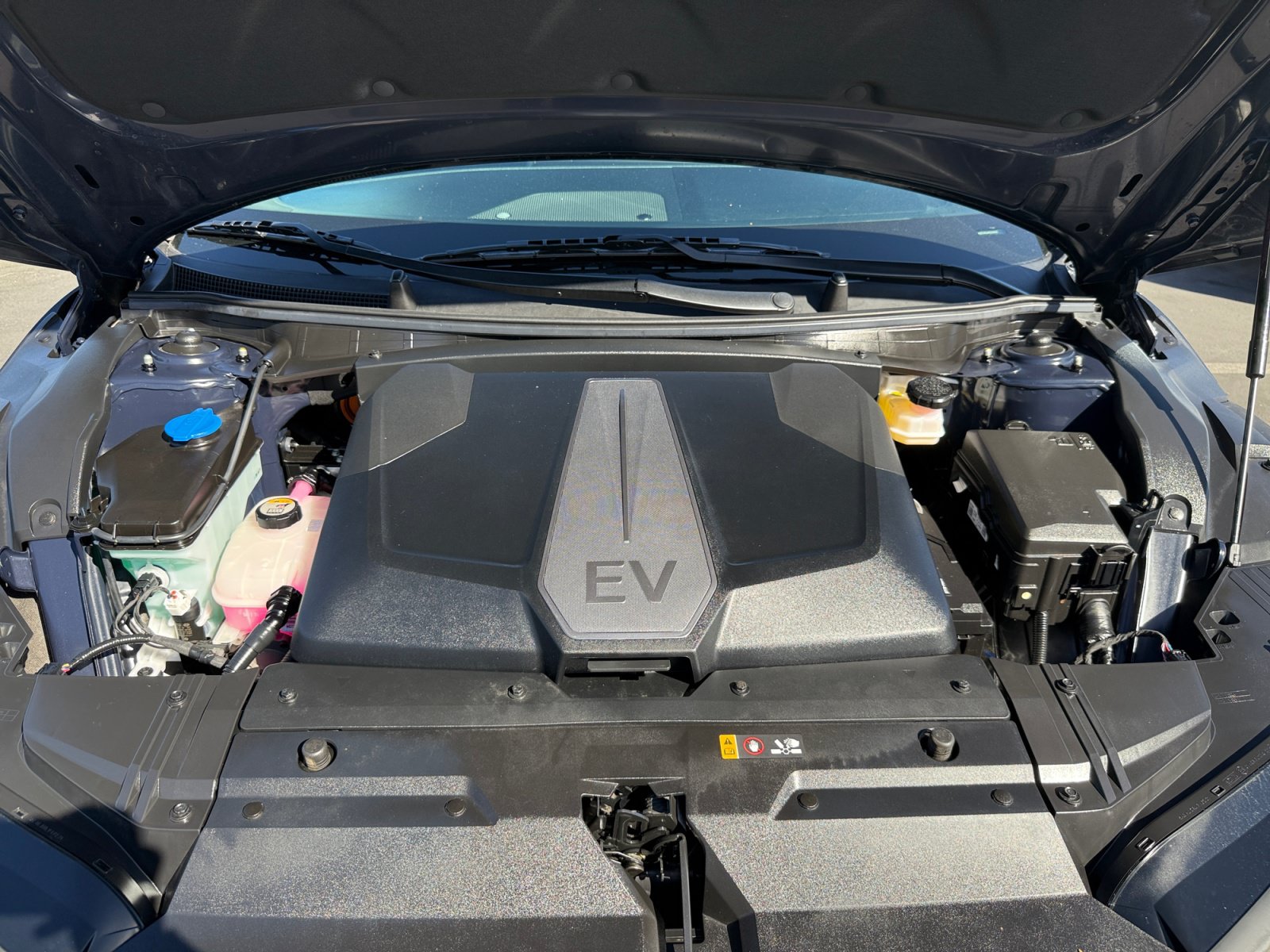 Used 2024 Kia EV6 Light RWD image 20