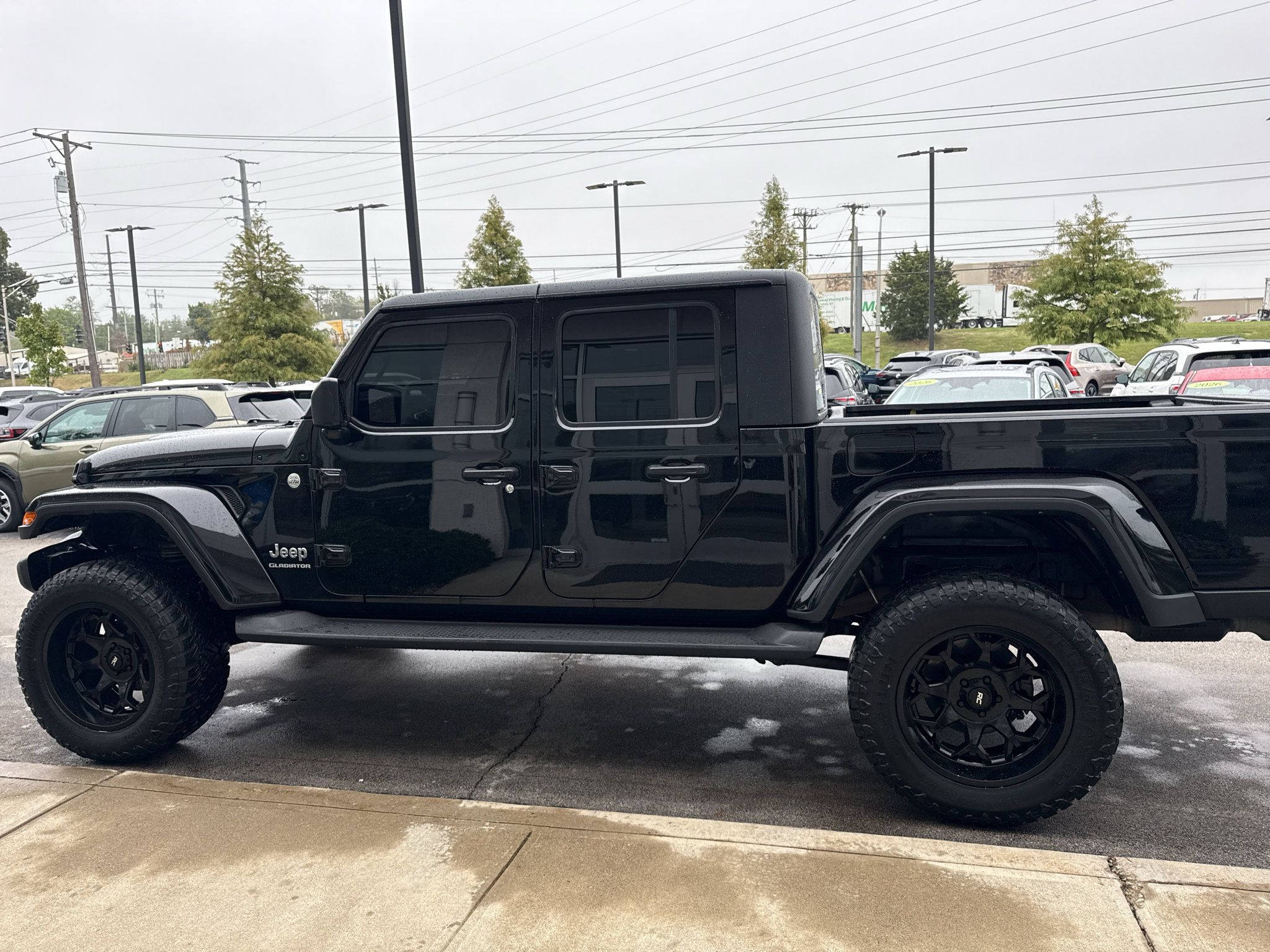 Used 2021 Jeep Gladiator Overland w/ Popular Equipment Package AWD/4WD image 6