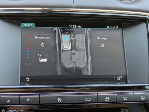 Used 2017 Jaguar XJ L Portfolio RWD image 28