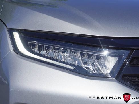 Used 2025 Honda Odyssey Touring image 15