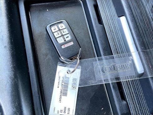 Used 2022 Honda Odyssey EX-L image 36