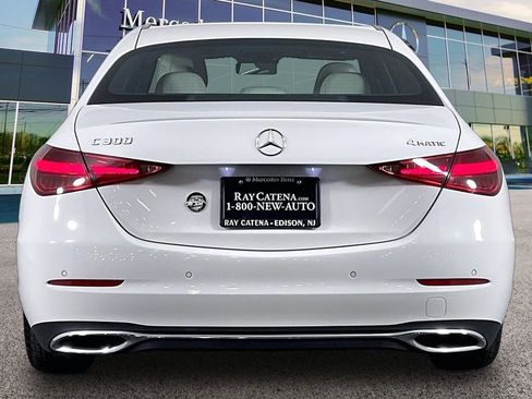 Used 2024 Mercedes-Benz C 300 4MATIC Sedan image 4