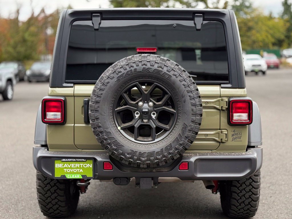 Used 2026 Jeep Wrangler Unlimited Sport AWD/4WD image 4