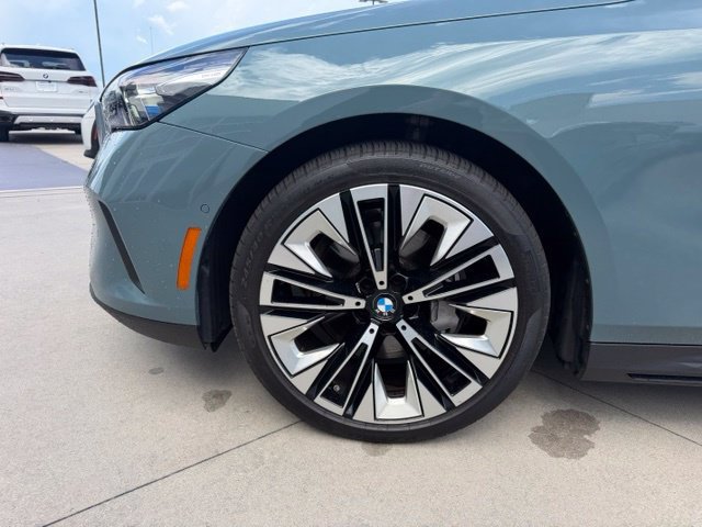 Used 2026 BMW 540i xDrive AWD/4WD image 11