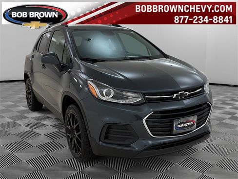 Used 2022 Chevrolet Trax LT w/ Driver Confidence Package image 1
