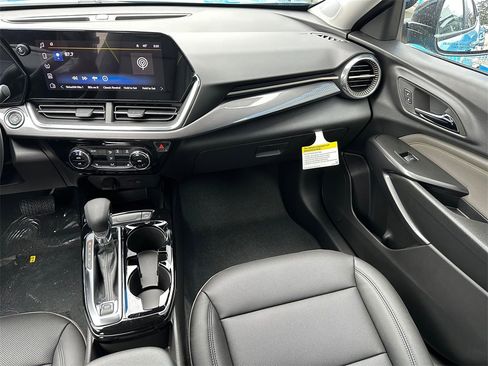 New 2026 Chevrolet Trax ACTIV w/ Driver Confidence Package image 18