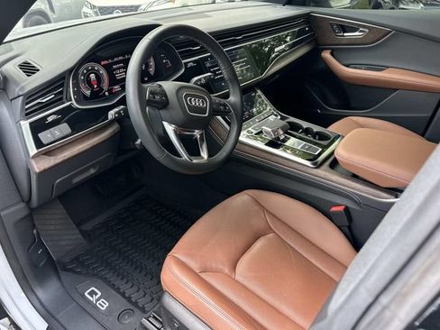 Used 2024 Audi Q8 Premium Plus AWD/4WD image 16