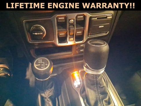 New 2026 Jeep Gladiator Sport AWD/4WD image 16