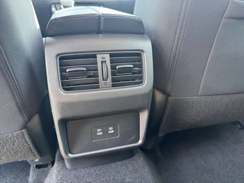 Used 2026 Nissan Rogue SV FWD image 24