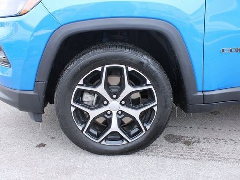 Used 2024 Jeep Compass Limited image 35