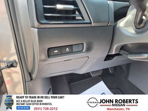 Certified 2026 Nissan Sentra SV w/ SV Convenience Package FWD image 28