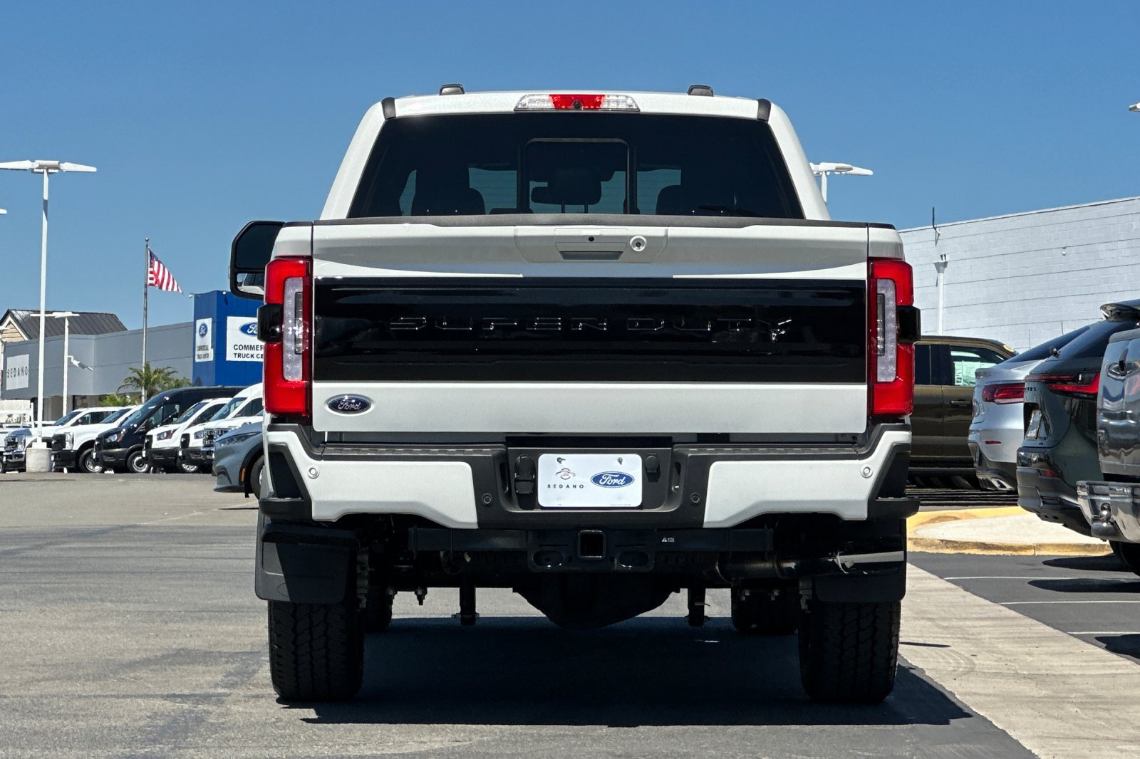 New 2026 Ford F250 Platinum AWD/4WD image 4