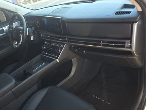 Used 2024 Hyundai Santa Fe SEL FWD image 29
