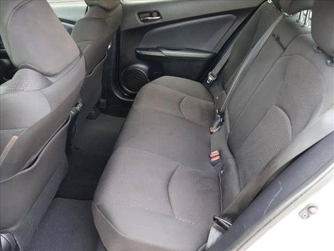 Used 2019 Toyota Prius LE w/ Carpet Mat Package FWD image 23