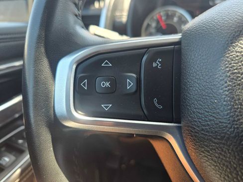 Used 2024 RAM 2500 Laramie AWD/4WD image 32