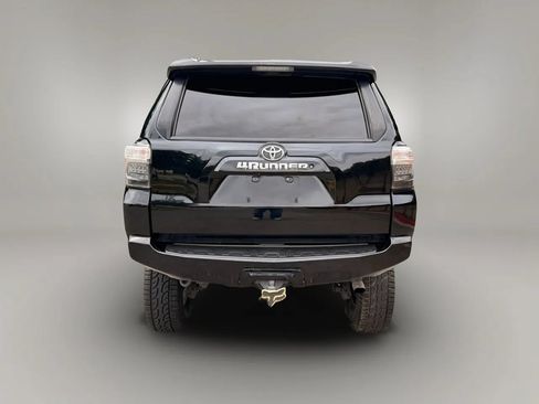 Used 2016 Toyota 4Runner SR5 RWD image 10