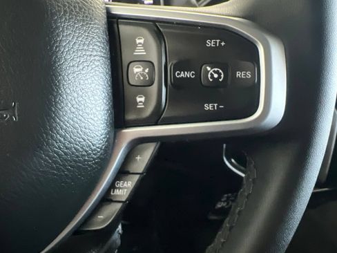 Used 2025 RAM 2500 Big Horn AWD/4WD image 55