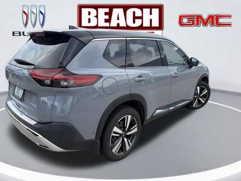 Used 2022 Nissan Rogue Platinum w/ Head-Up Display Package FWD image 5