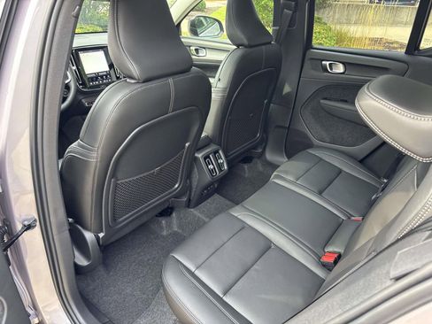 New 2026 Volvo XC40 B5 Plus w/ Protection Package Premier image 27