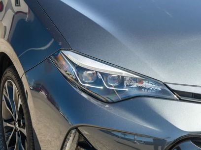 Used 2018 Toyota Corolla SE w/ Carpet Mat Package (TMS)