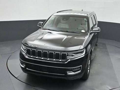 Used 2022 Jeep Wagoneer Series I AWD/4WD image 37